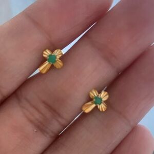 18kt Gold Cross Earrings - Screw Backs